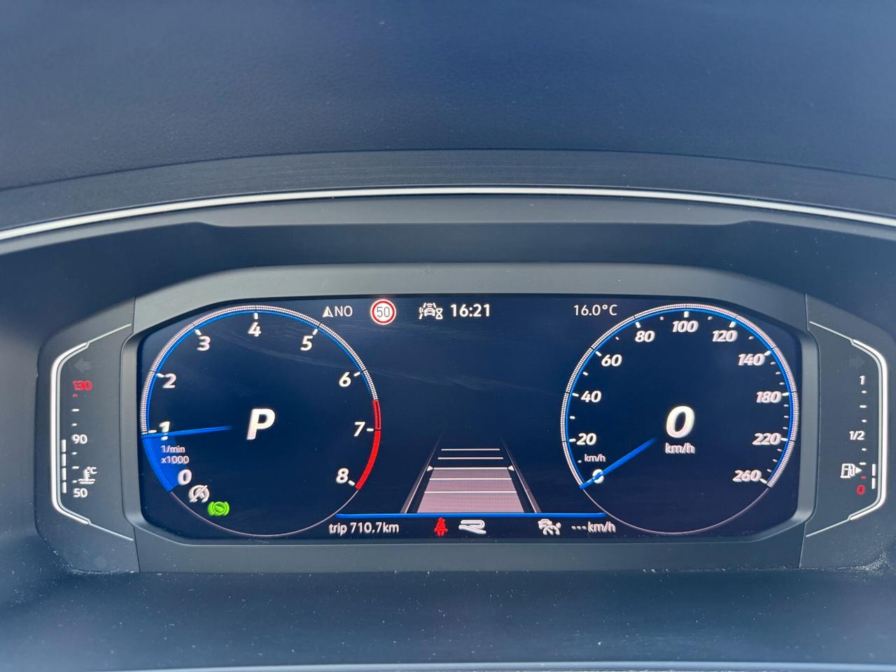 Volkswagen Tiguan 1.5 tsi R-Line 150cv dsg / NO VINCOLI / MATRIX