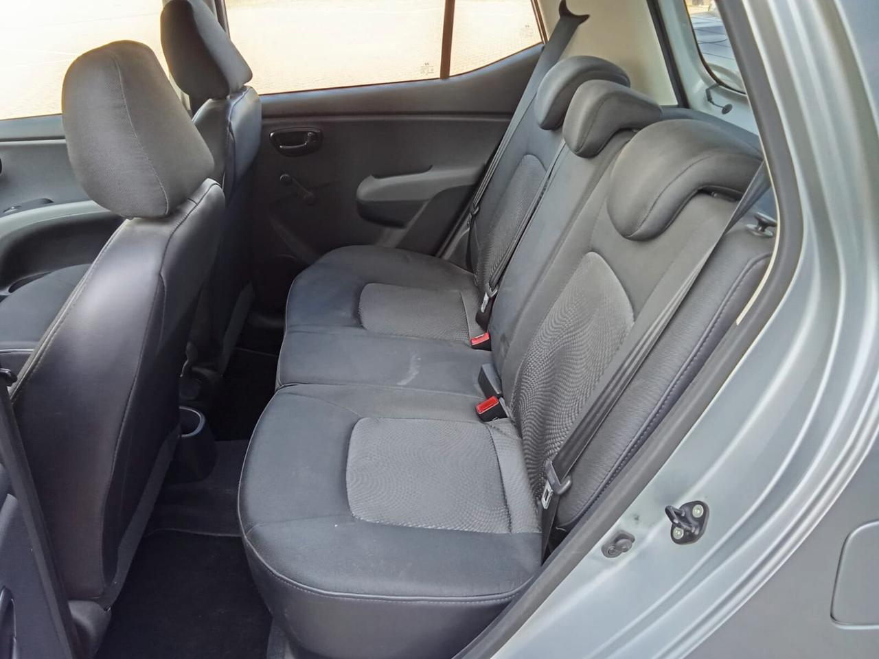 Hyundai i10 1.2 16V Sound Edition