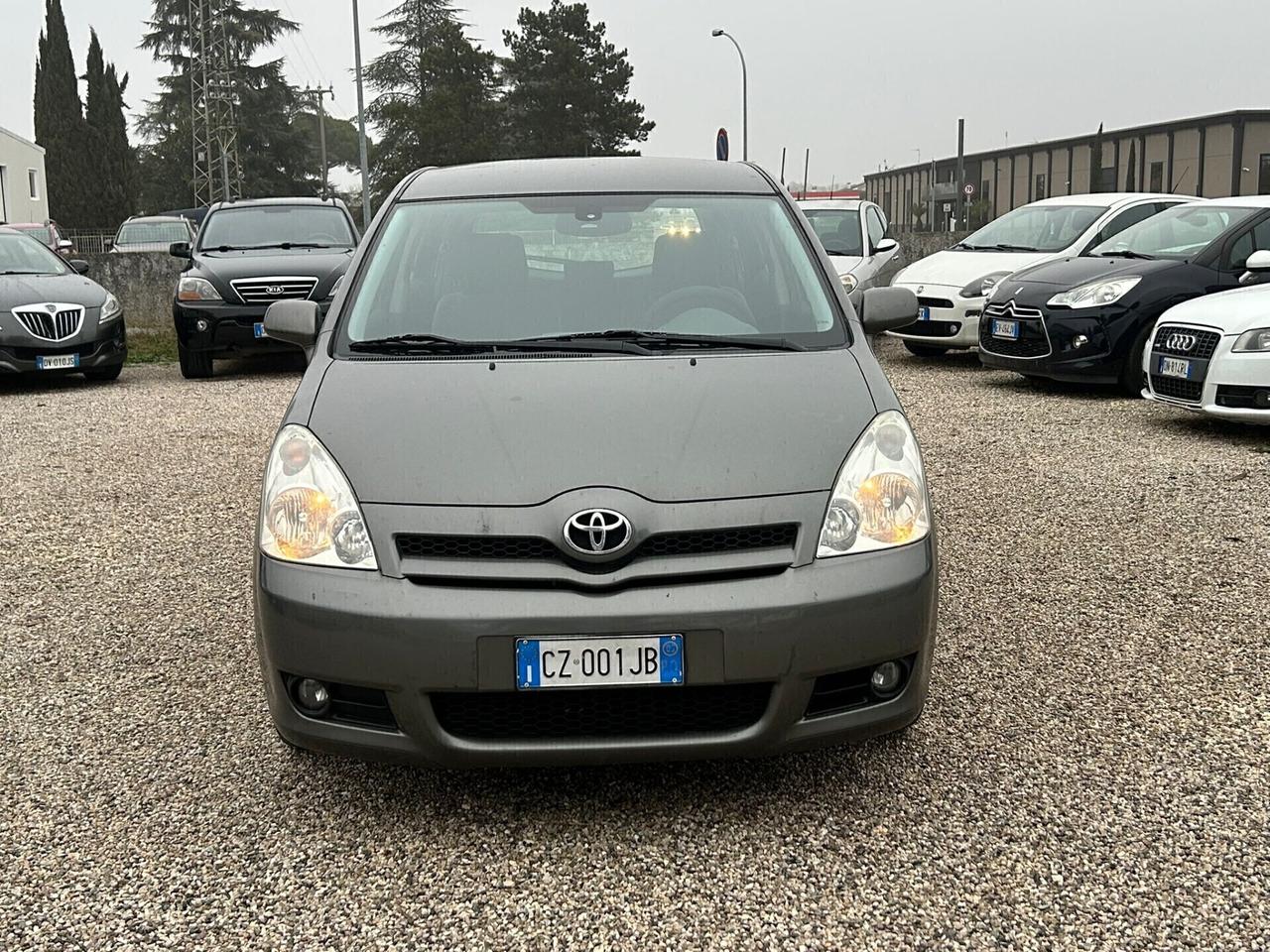 Toyota Corolla 2.0 16V D-4D 5 porte Sol