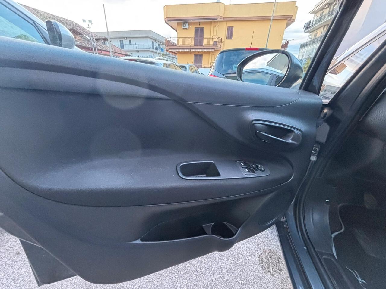 Fiat Punto 1.4 8V 5 porte Natural Power Street