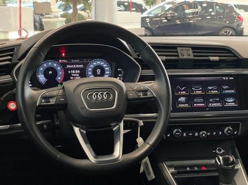 Audi Q3 35 TFSI S tronic Business Advanced