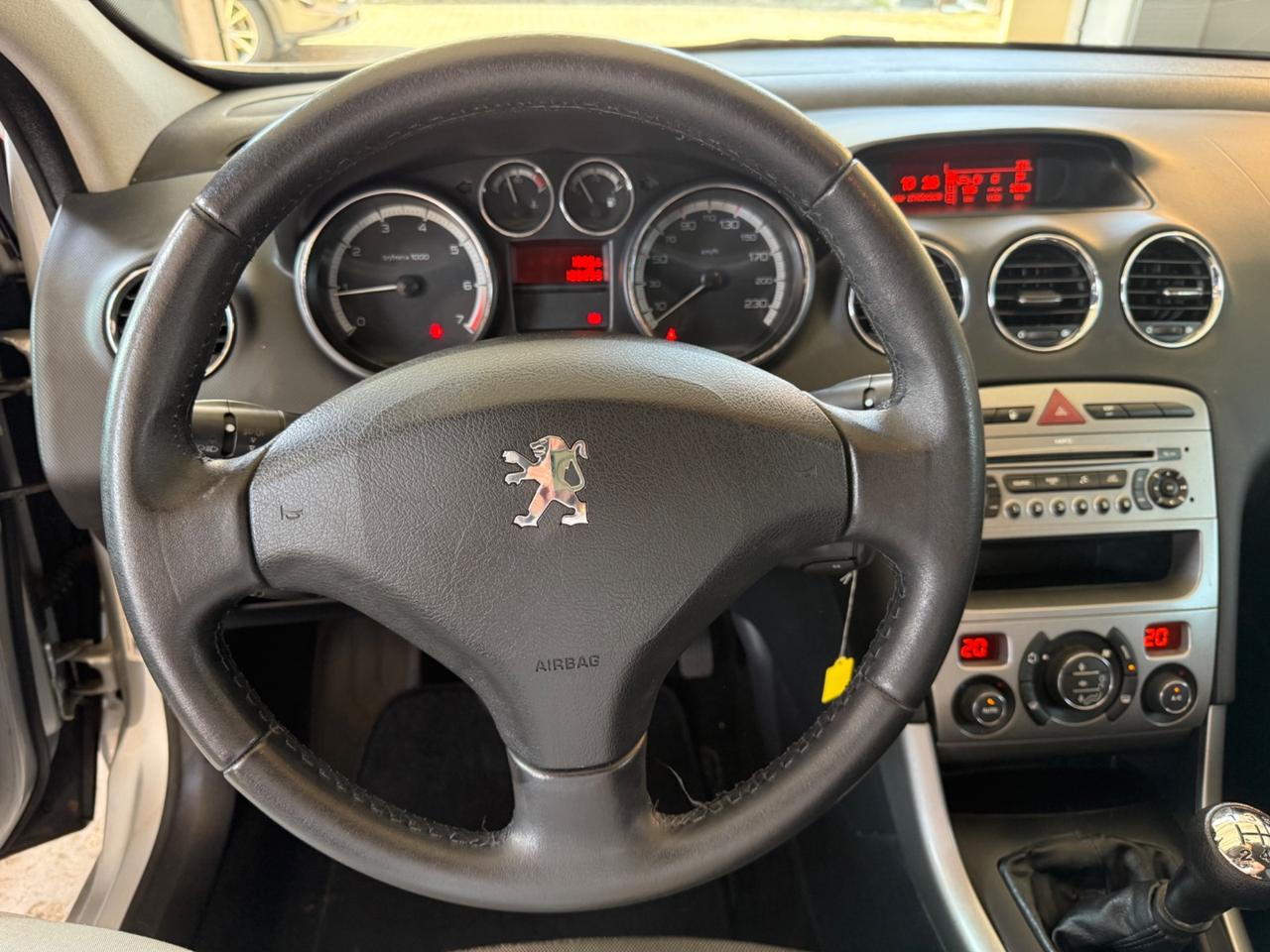 Peugeot 308 1.6 VTi 120CV 5p. Premium