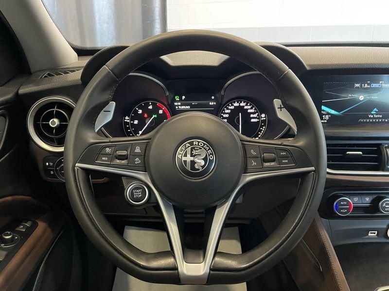 Alfa Romeo Stelvio 2.2 Turbodiesel 210 CV AT8 Q4 Executive
