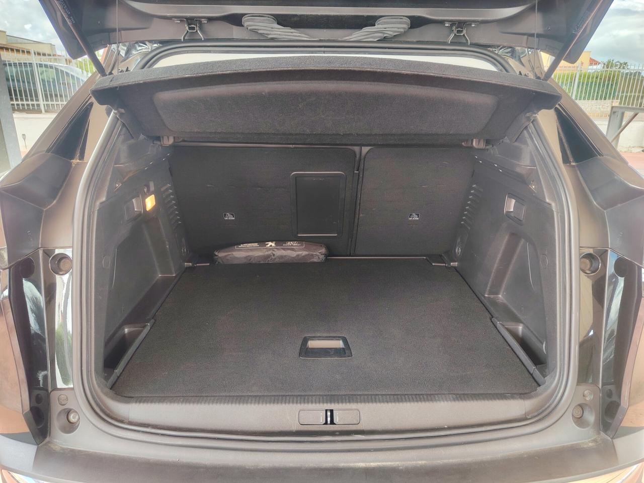 Peugeot 3008 BlueHDi 130 S&S EAT8 Allure Pack 2022
