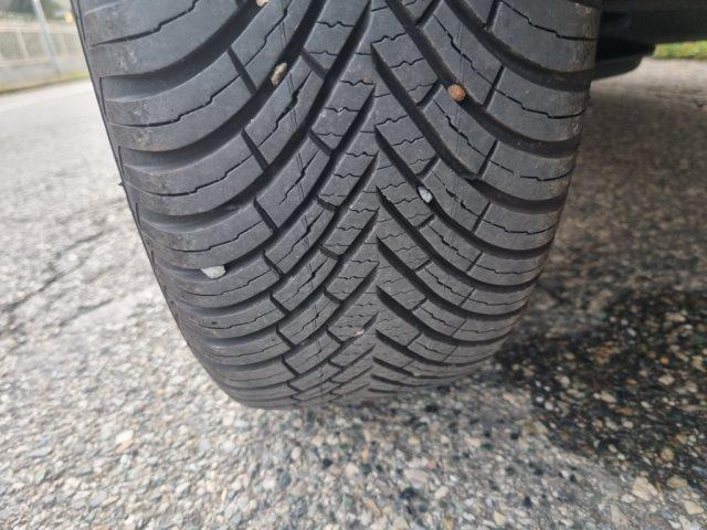 LANCIA Ypsilon 1.2 69 CV 5 porte GPL Gold