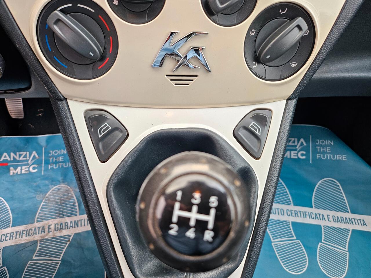 Ford Ka 1.2 8V 69CV Titanium