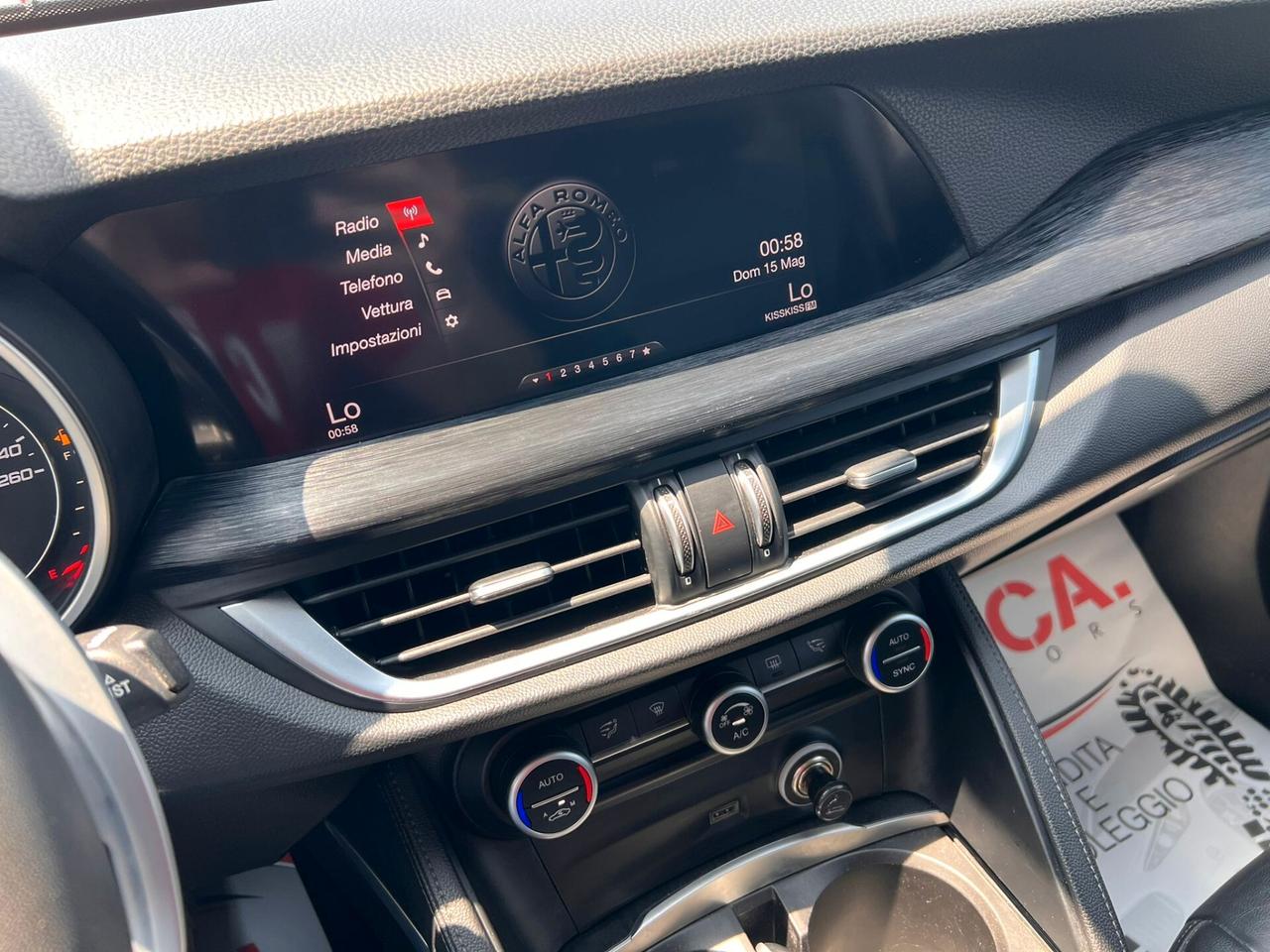 Alfa Romeo Stelvio 2.2 Turbodiesel 160 CV AT8 RWD Sport-Tech