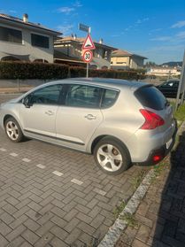 Peugeot 3008 1.6 HDi 110CV cambio robotizzato Premium