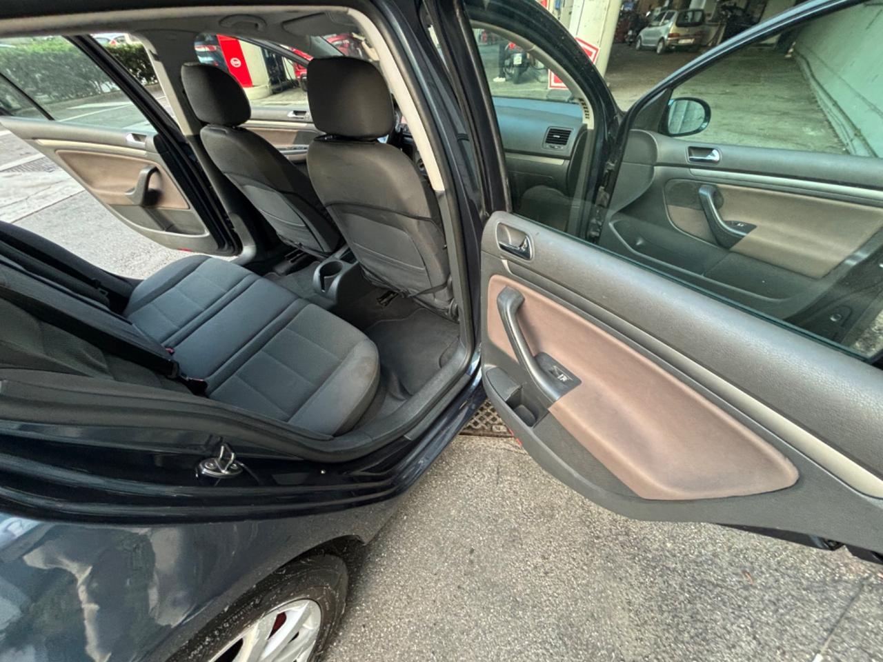Volkswagen Golf 1.9 TDI 5p. Comfortline