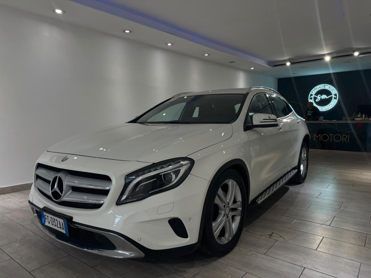 MERCEDES-BENZ GLA 200 d Automatic Premium – Soli 107.000 km – Pedane Off-Road