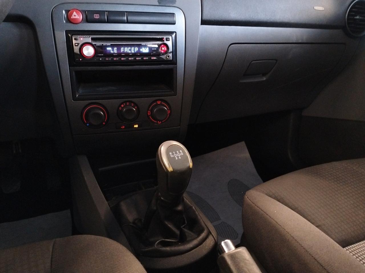 Seat Ibiza 1.4 16V 85CV