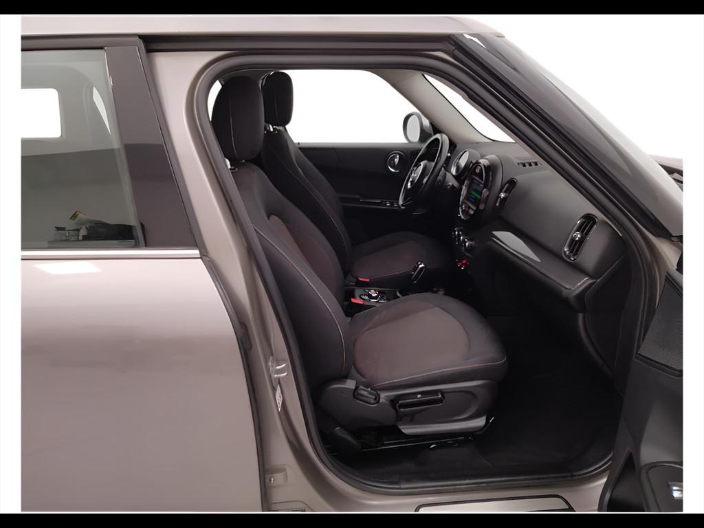 MINI Mini Countryman F60 2017 - Mini Countryman 2.0 Cooper D Boos