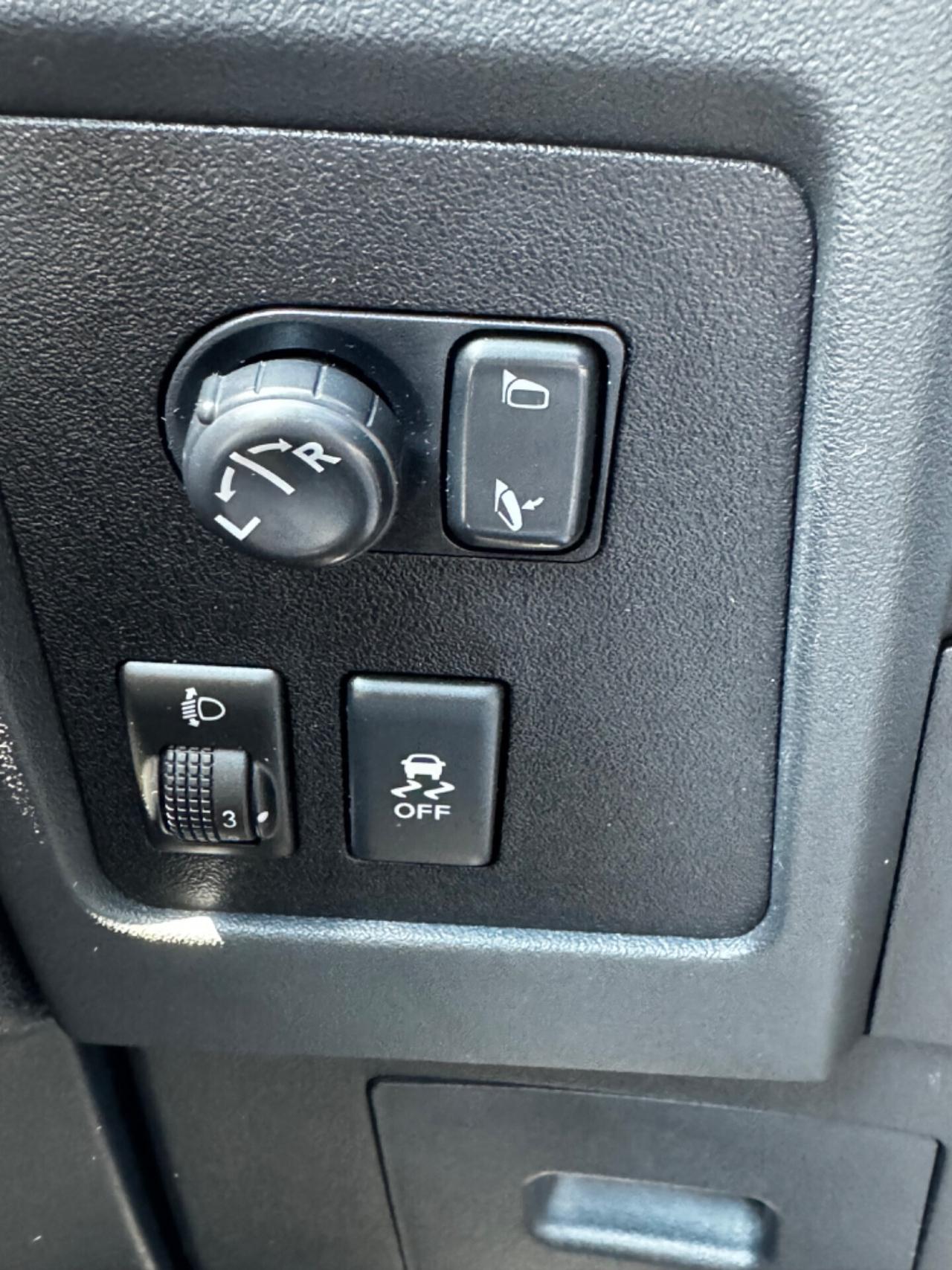 Nissan Qashqai 1.5 dCi DPF Tekna 2012