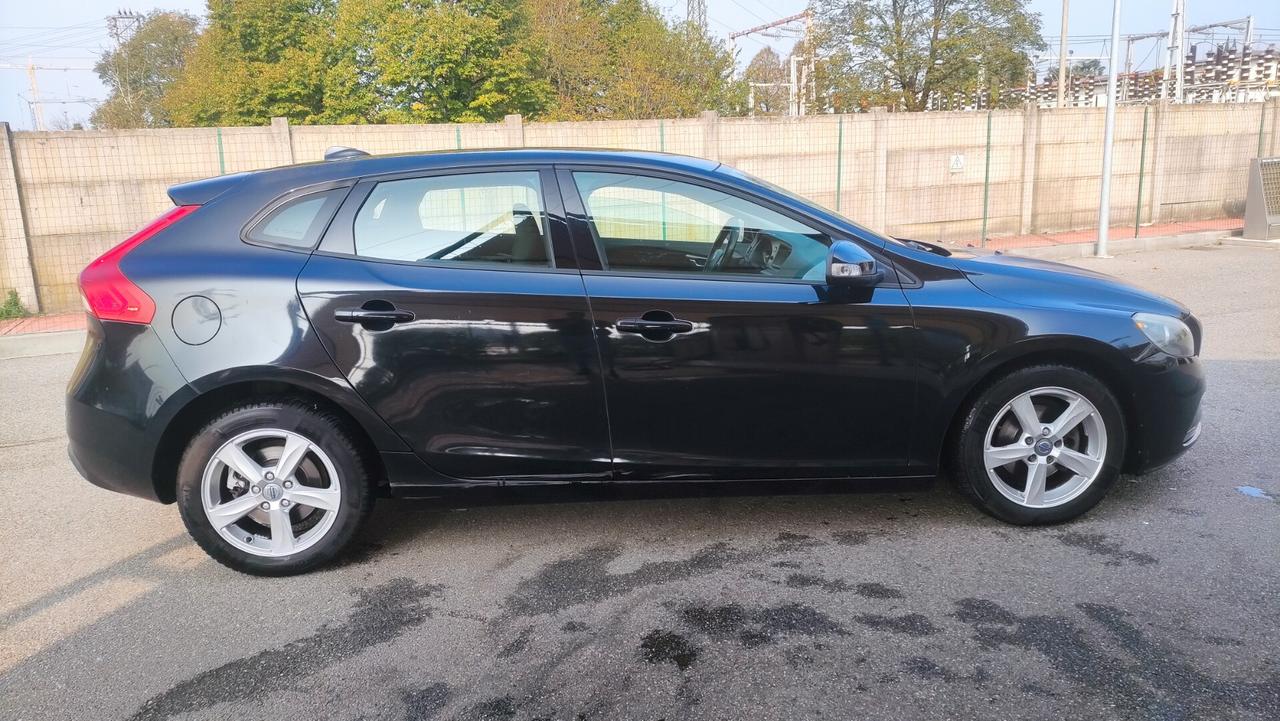 Volvo V40 1.6 Diesel NEOPATENTATI - 2013