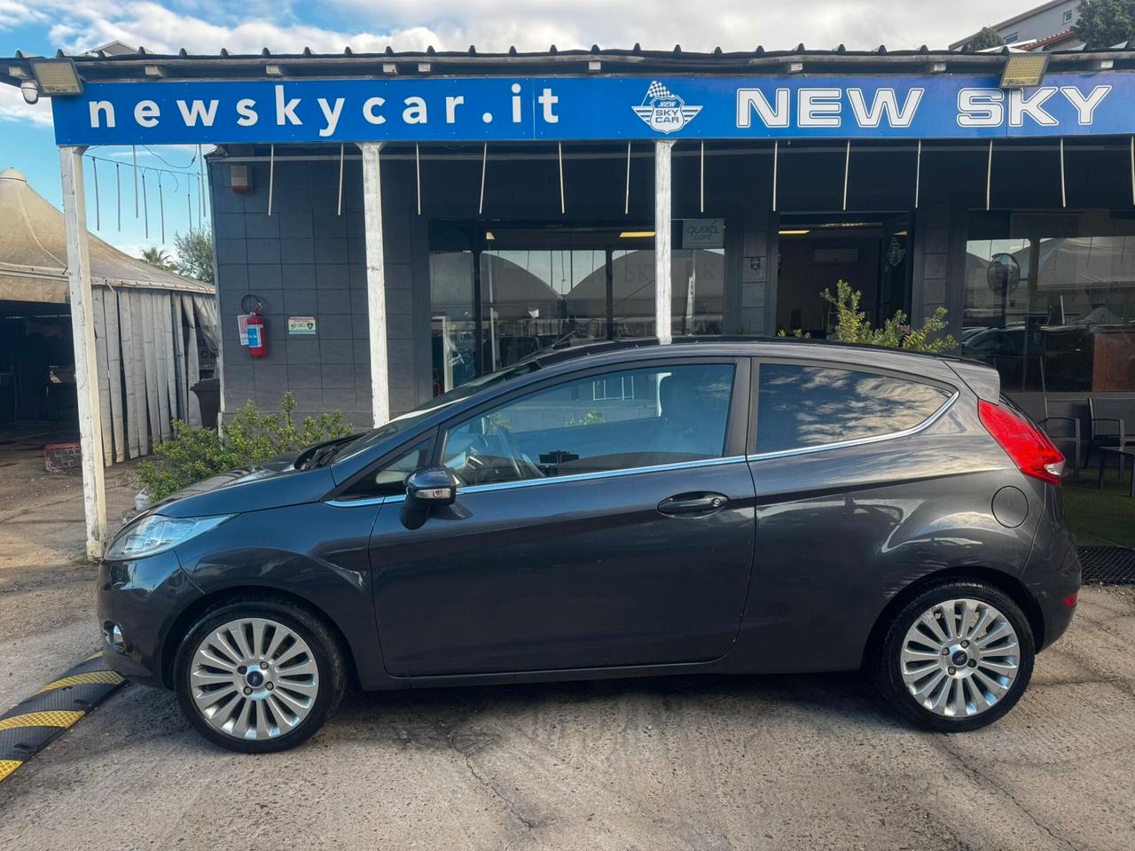 Ford Fiesta 1.6 TDCi 90CV 3 porte DPF Titanium