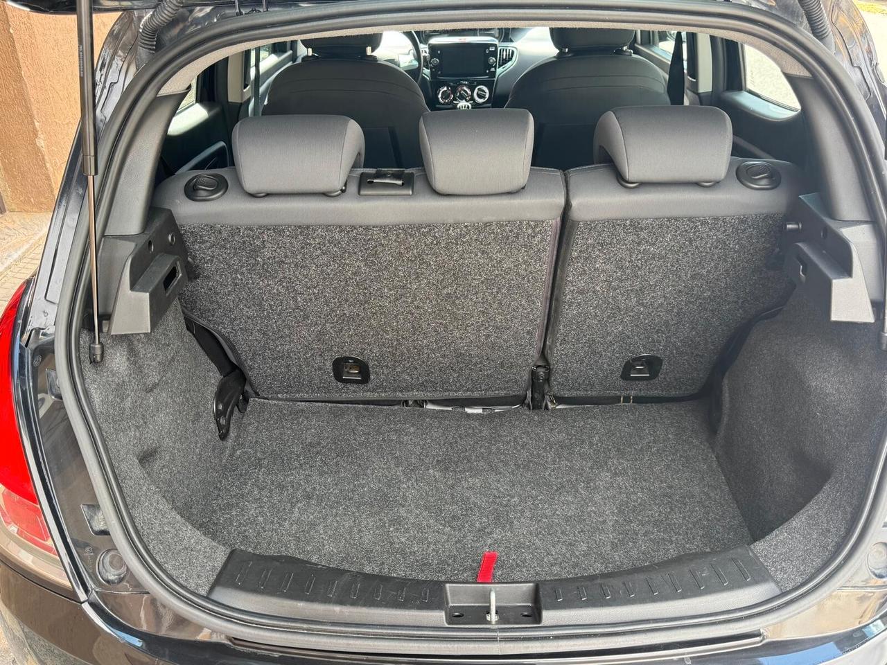 Lancia Ypsilon 1.0 FireFly 5 porte S&S Hybrid Gold