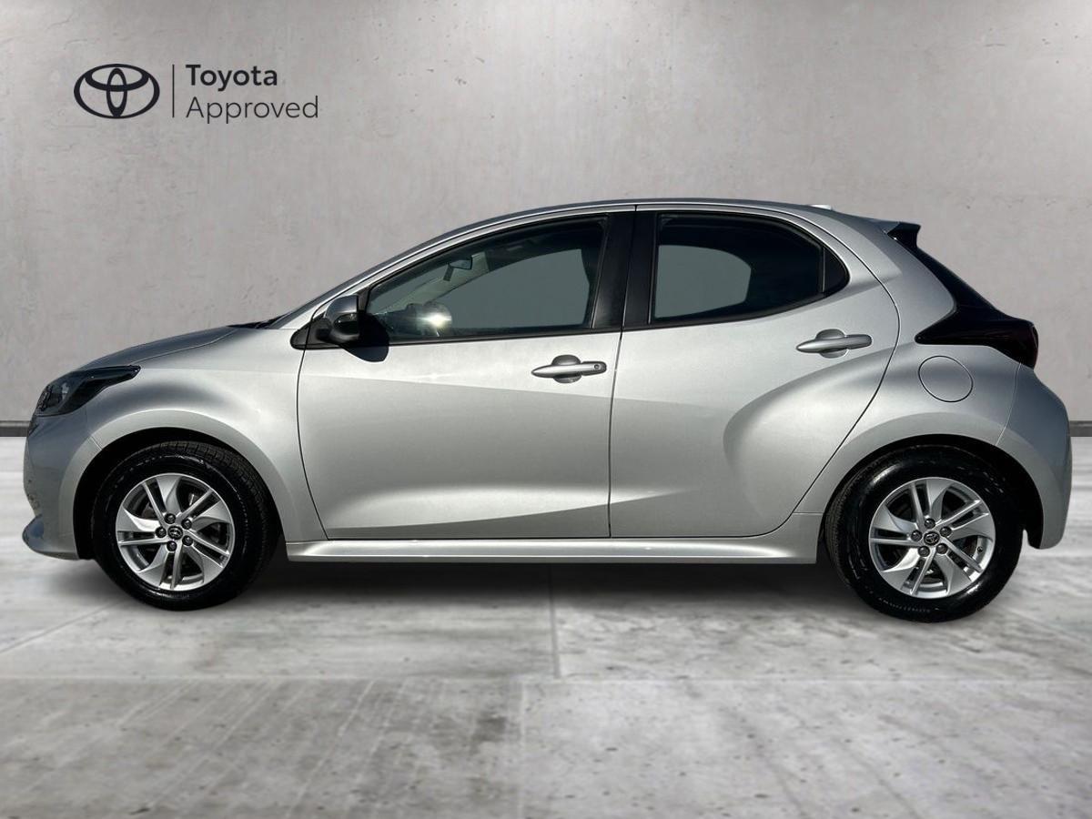 TOYOTA Yaris 4ª serie - Yaris 1.0 5 porte Active