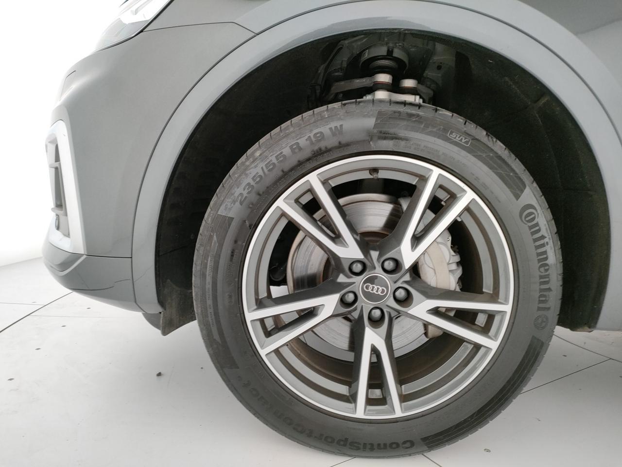 Audi Q5 sportback 40 2.0 tdi mhev 12v s line quattro s-tronic