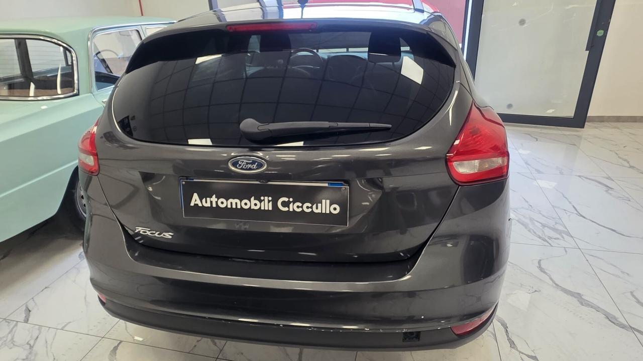 Ford Focus 1.5 TDCi 120 CV Start&Stop Powershift Titanium