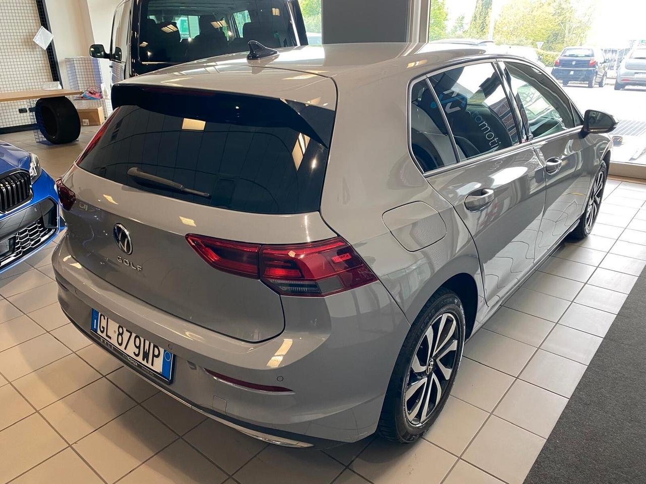 Volkswagen Golf 2.0 TDI 150 CV DSG SCR R-Line