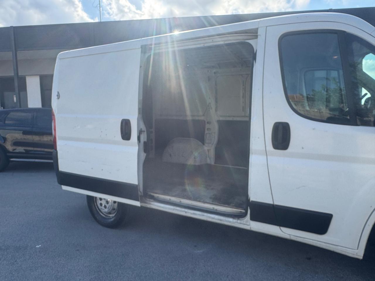 Citroen Jumper 2.0BlueHDi 130 Passo medio con porta laterale