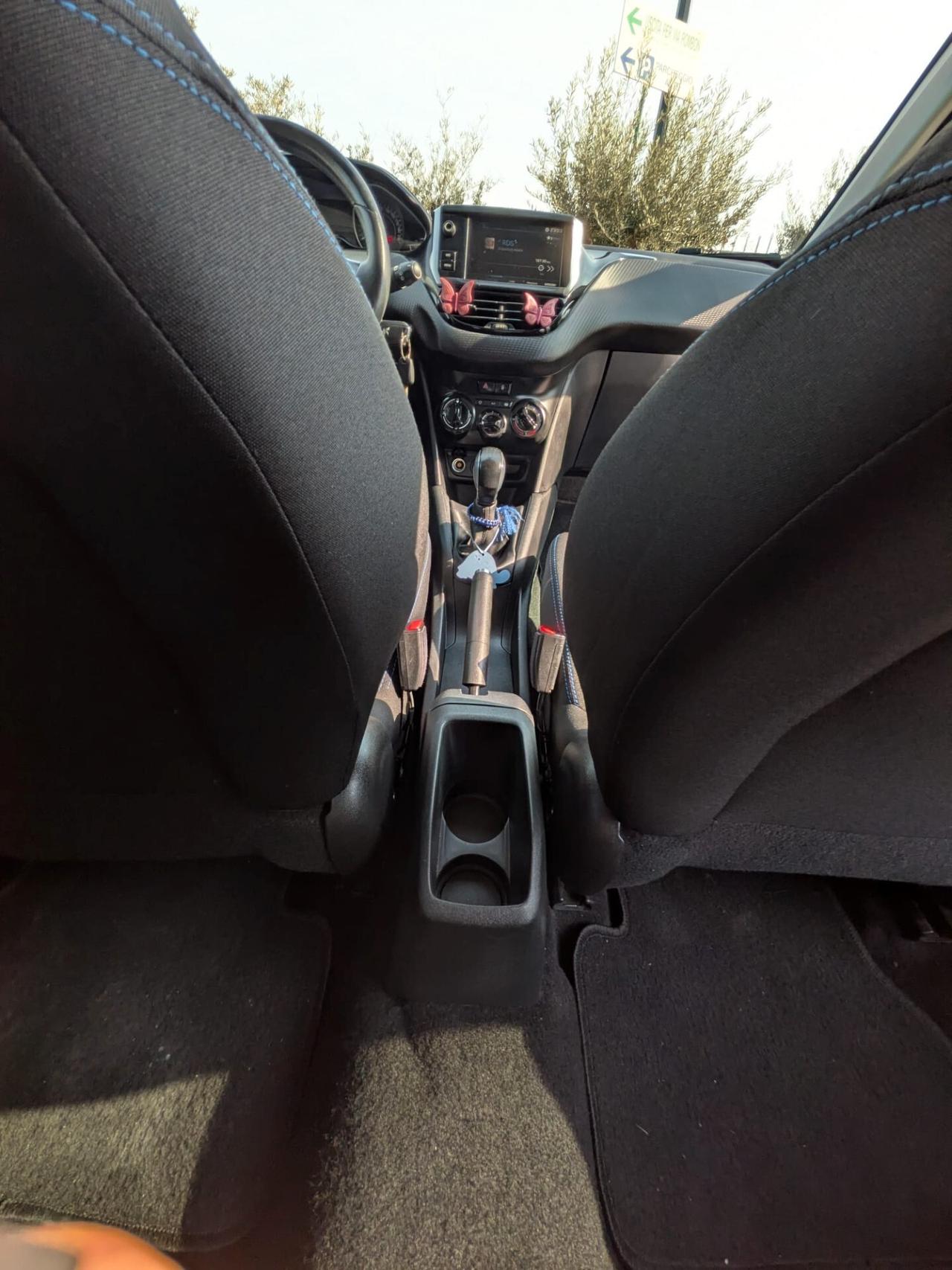 Peugeot 208 PureTech Turbo 110 EAT6 S&S 5 porte Allure