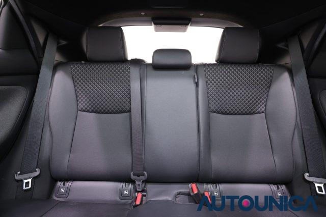 TOYOTA Yaris 1.5 HYBRID 5 PORTE LOUNGE FARI LED TETTO PANORAMA