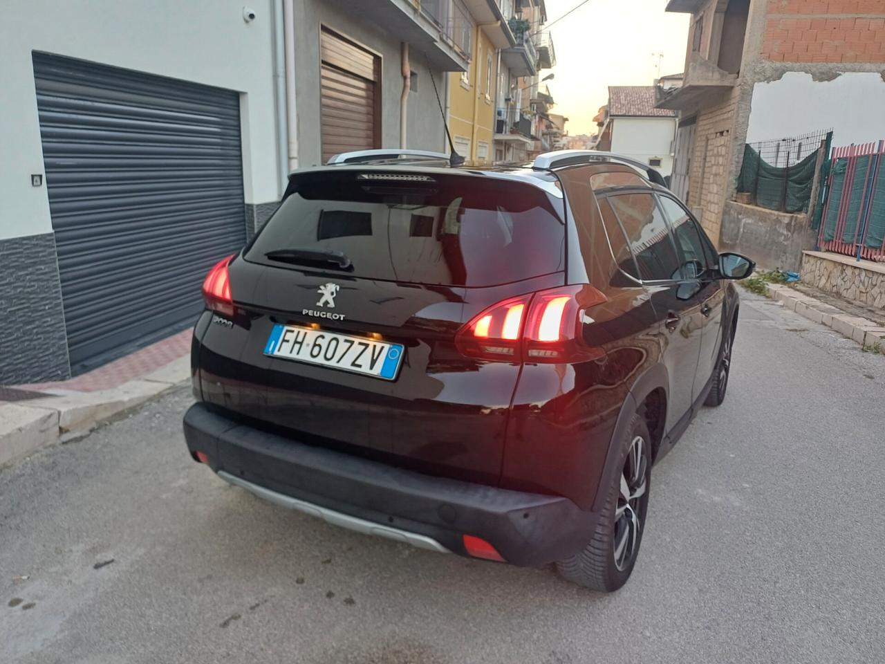 Peugeot 2008 BlueHDi 120 S&S Allure