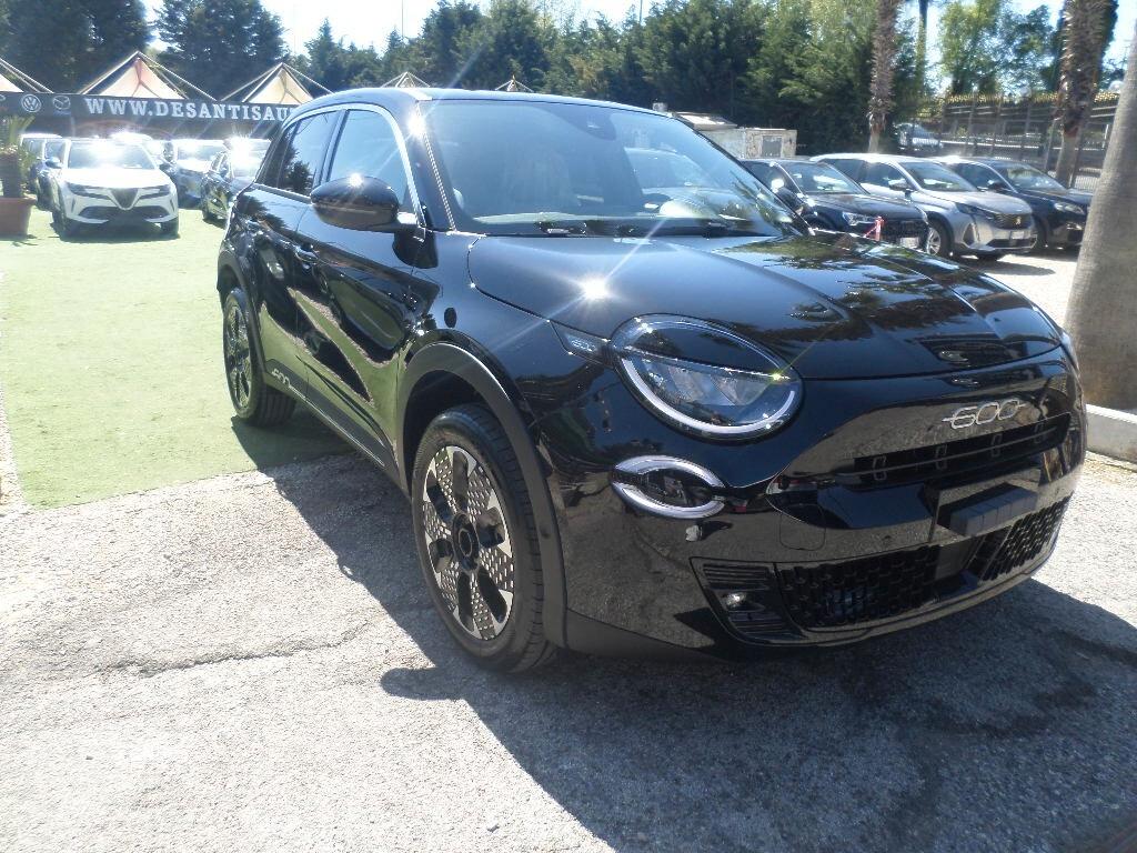 Fiat 600 Hybrid 100 CV DCT MHEV La Prima