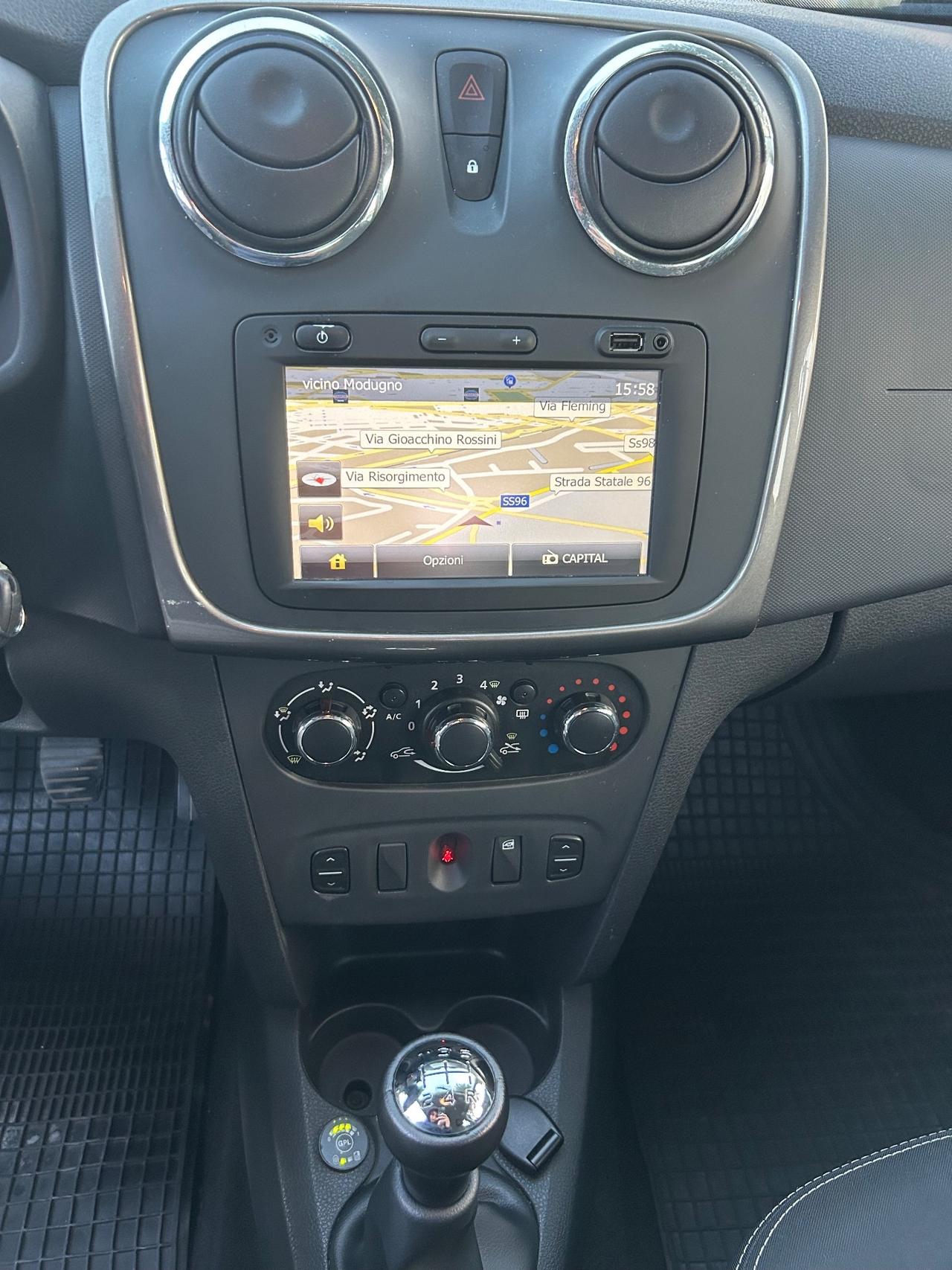 Dacia Sandero Gpl casa madre 1.2 benz 75 cv 2015