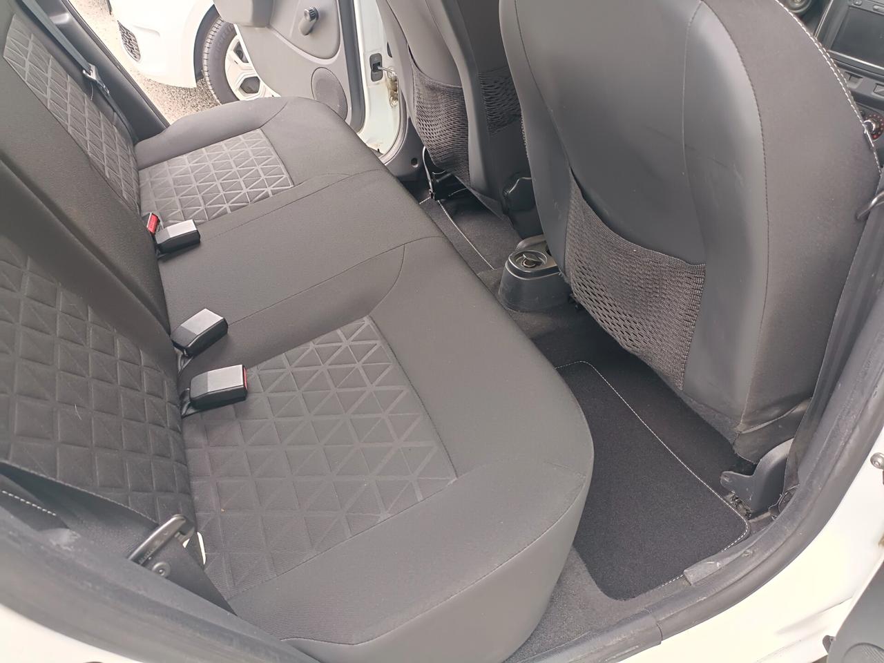 Dacia Duster 1.6 GPL Lauréate