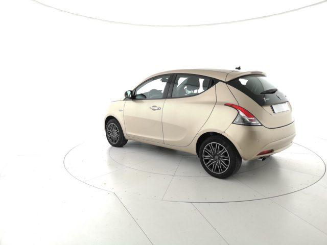 LANCIA Ypsilon 1.0 FireFly 5 porte S&S Hybrid Gold