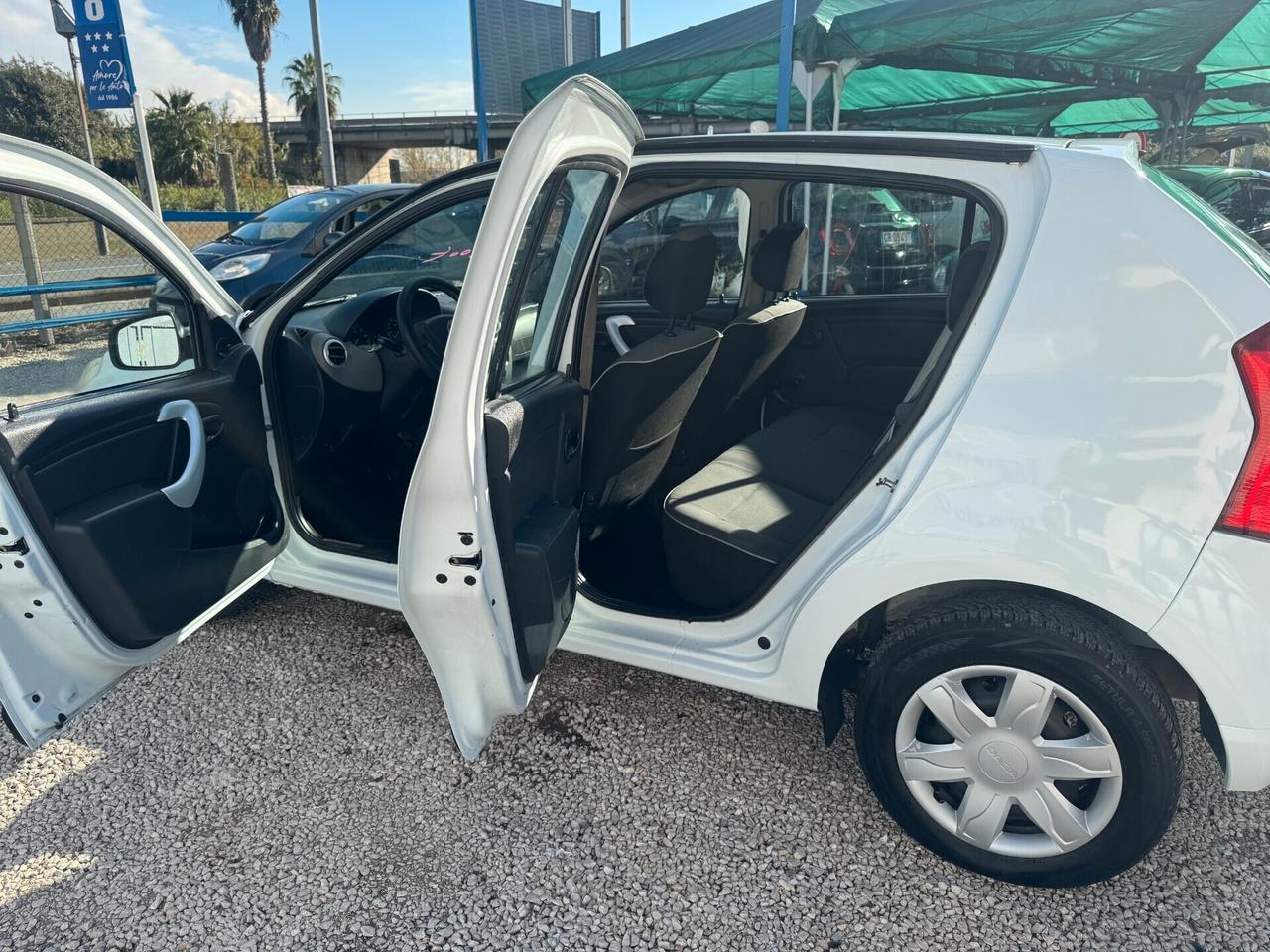 Dacia Sandero 1.2 16V GPL di serie 1 prop. nord italia 2012