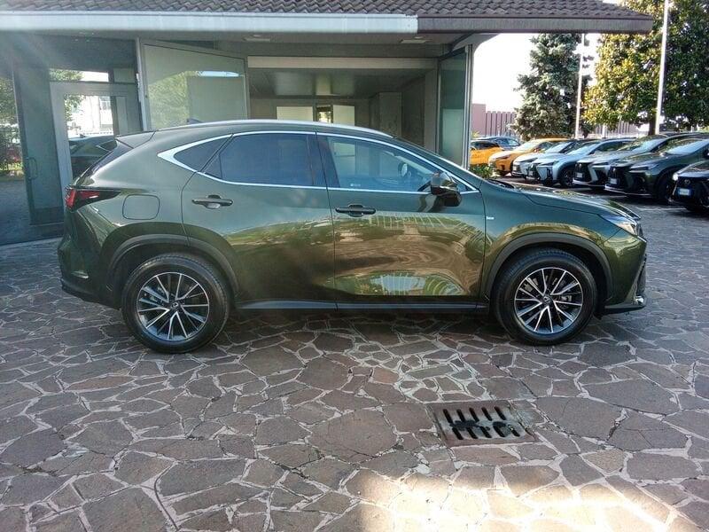 Lexus NX NX 450 Plug-in Premium+ 4WD
