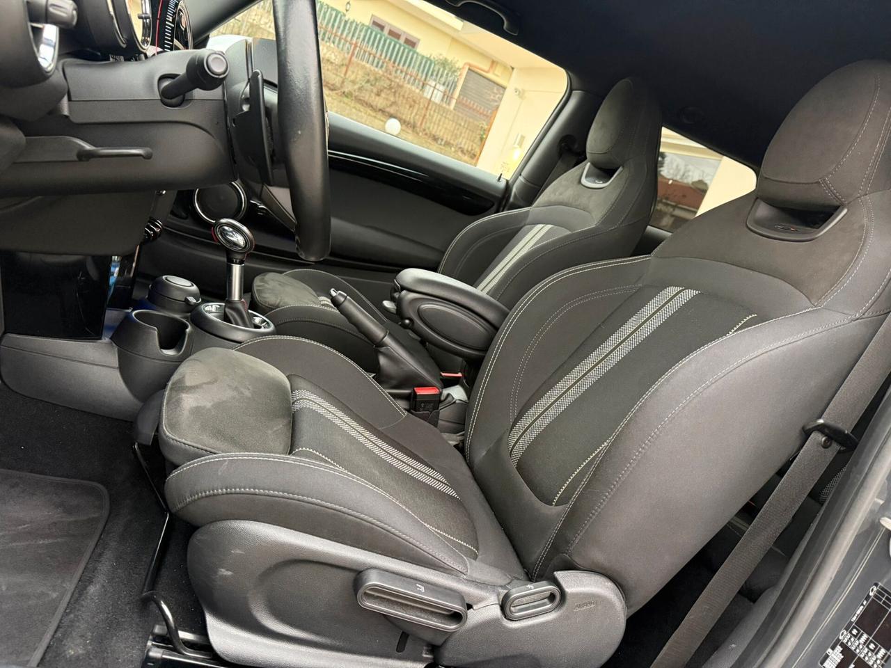 Mini John Cooper Works 2.0 231CV