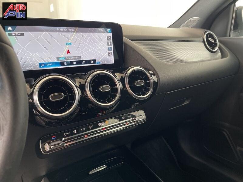 Mercedes-Benz GLA GLA 200 d Automatic Sport *Display 10,25"*