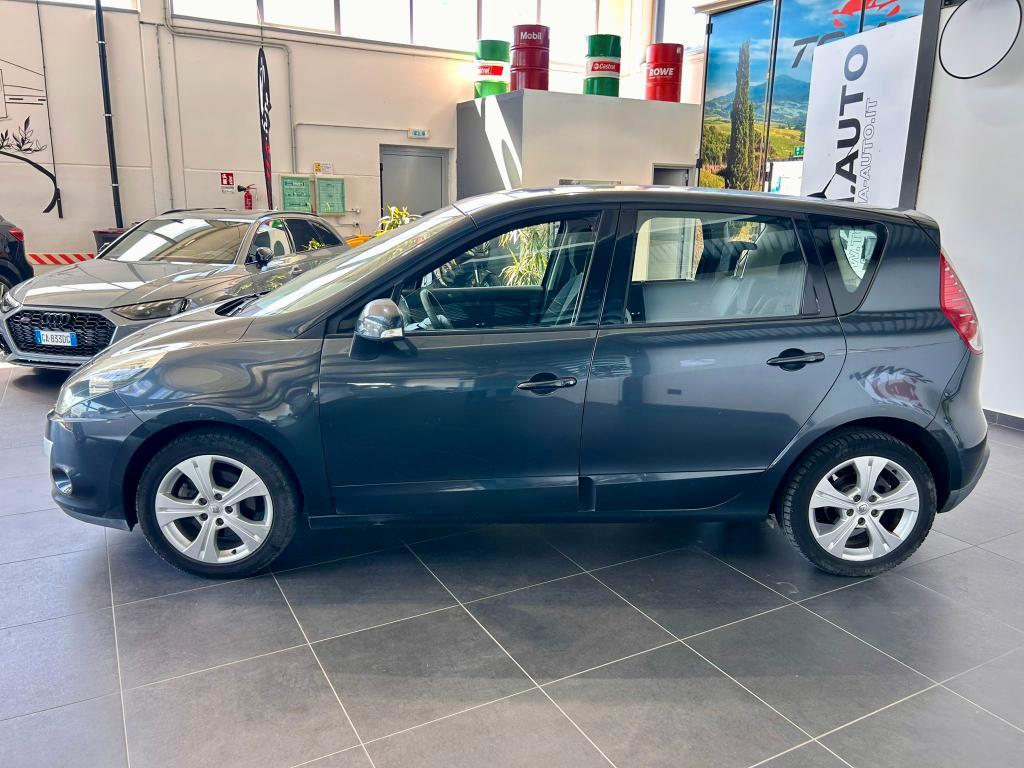 Renault Scenic X-Mod 1.5 dci Dynamique 110cv