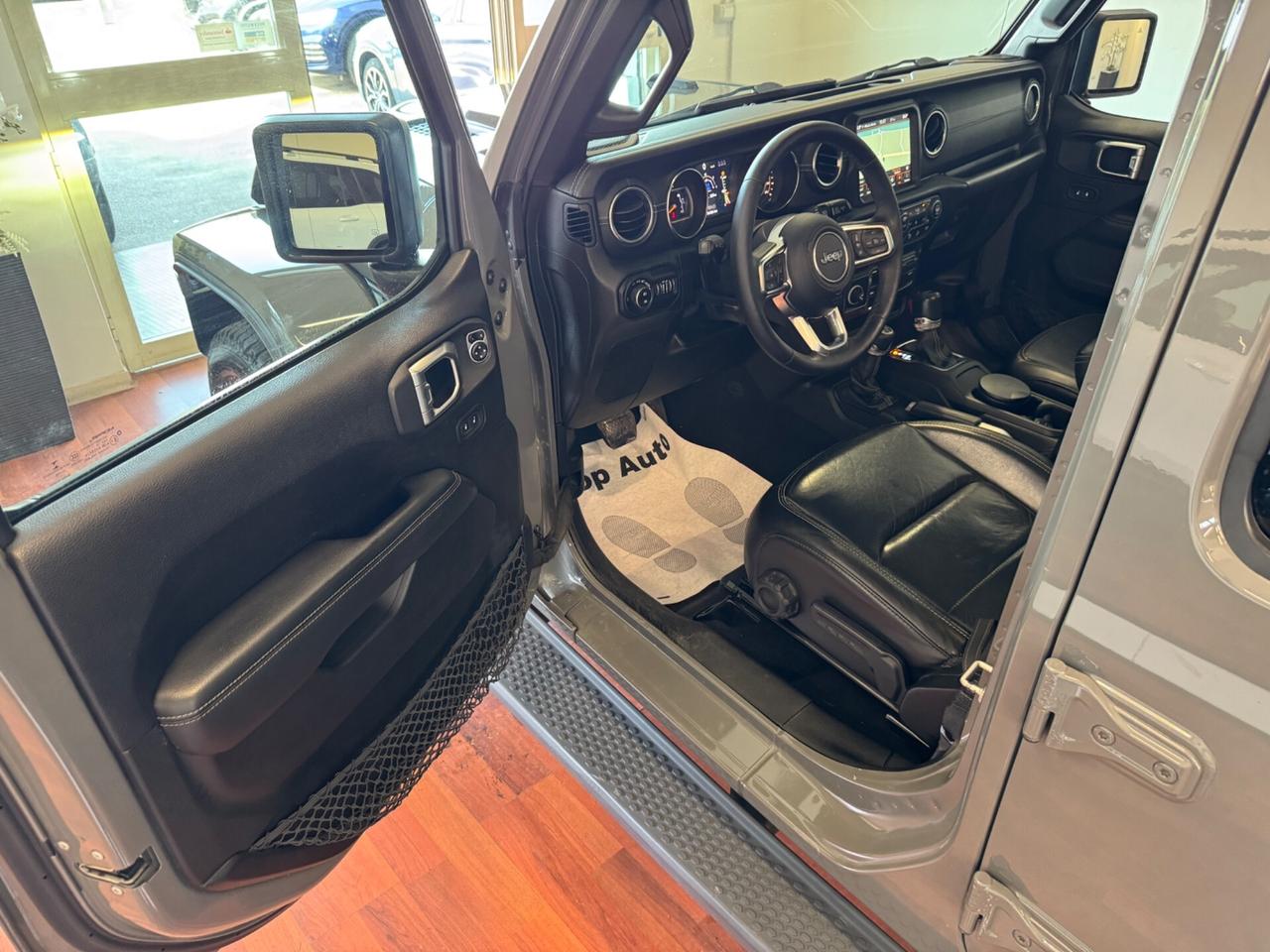 JEEP WRANGLER UNLIMITED 2.2 MJT II 200 CV SAHARA