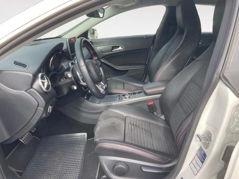 Mercedes-Benz CLA Shooting Brake 220 Premium 4matic AuTo