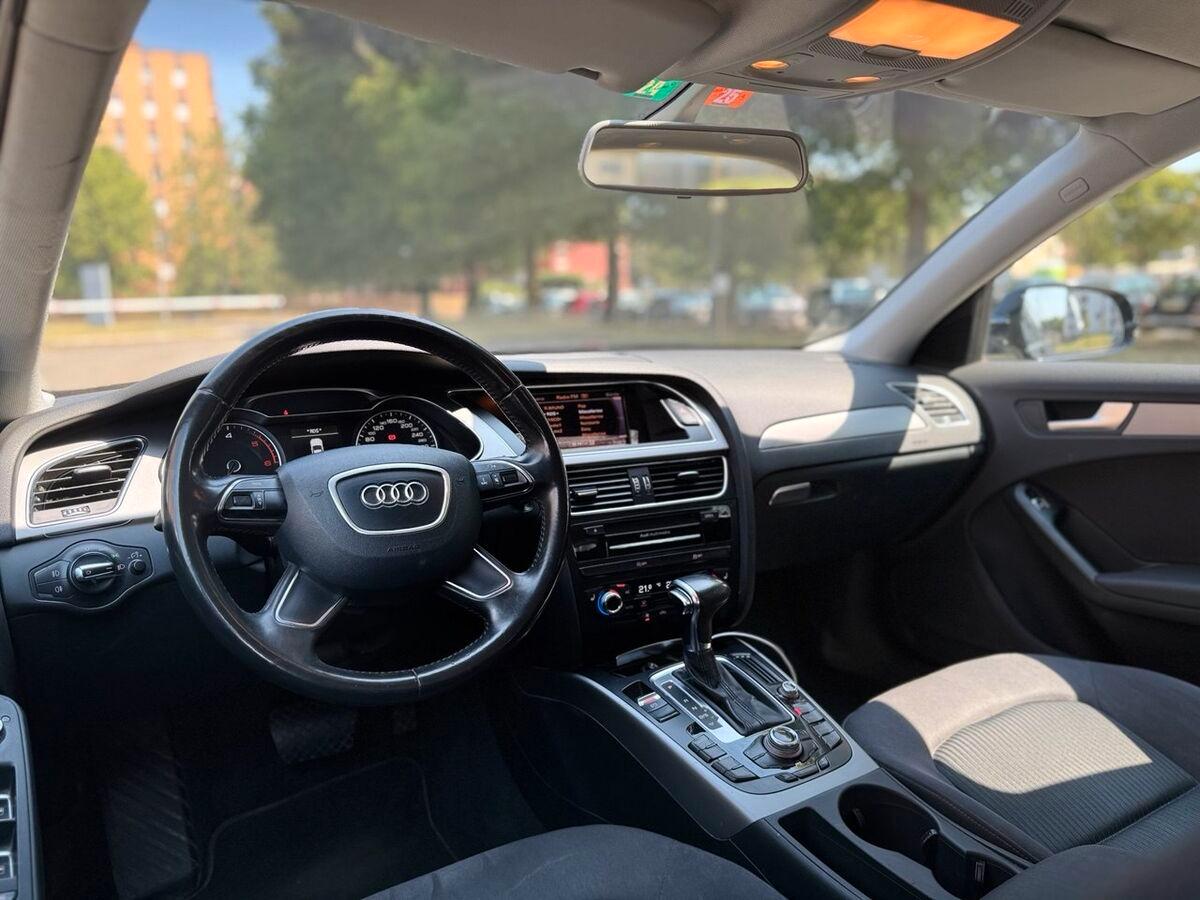 Audi A4 2.0 tdi Advanced 143cv multitronic