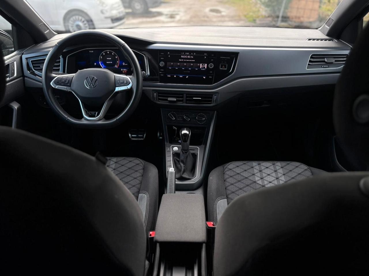 Volkswagen Polo 1.0 TSI DSG R-Line