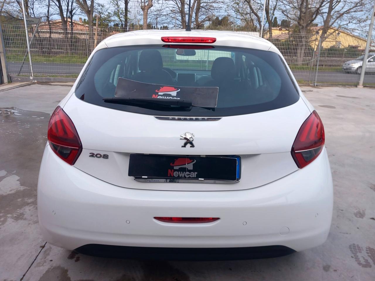 Peugeot 208 PureTech 82 5p. GPL Allure FULL OPTIONAL TENUTA PARI AL NUOVO NAVI SENSORI XENO LED