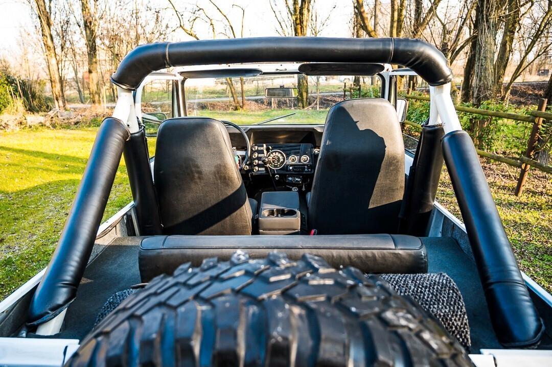 Jeep CJ-7 Renegade 4.2