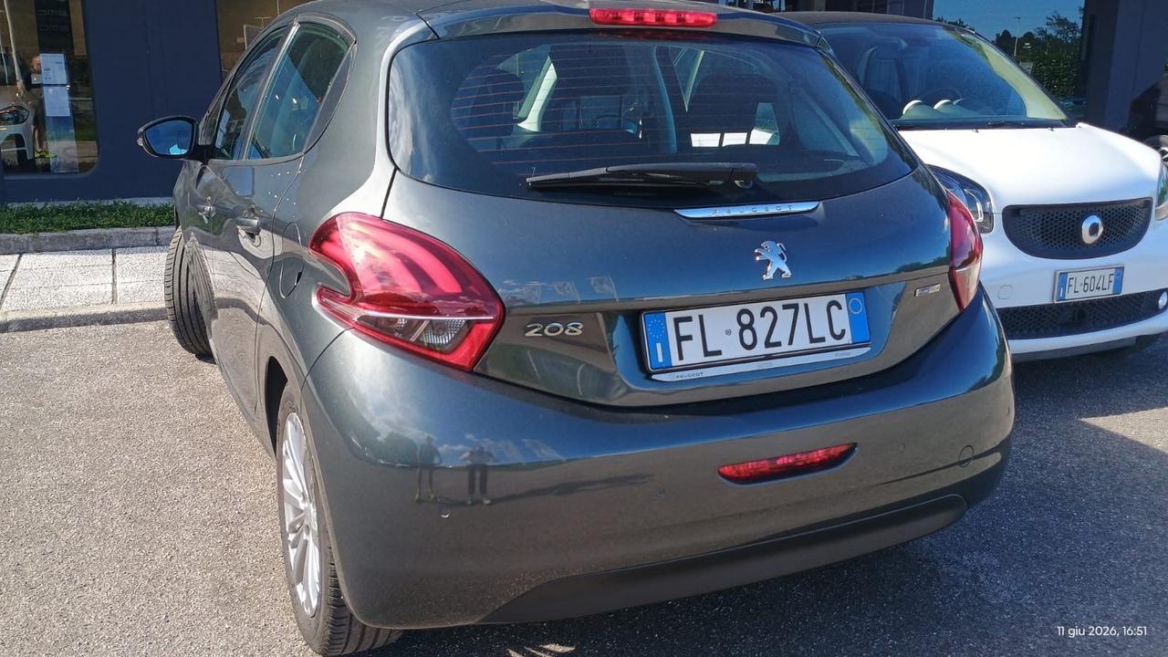 Peugeot 208 PureTech 82 5 porte Allure