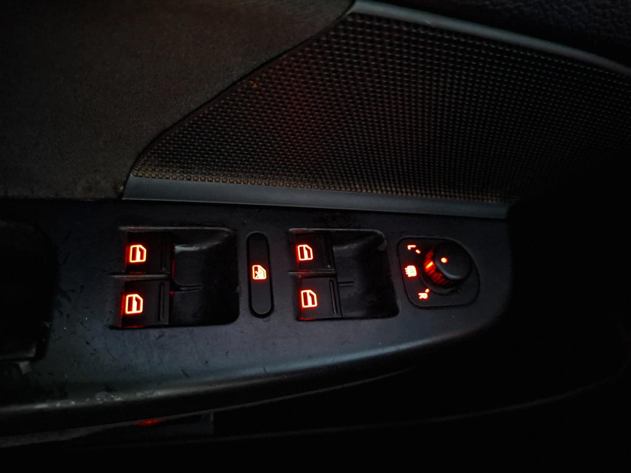 VW GOLF 5 -1.9TDI 105CV-5PORTE*CLIMA