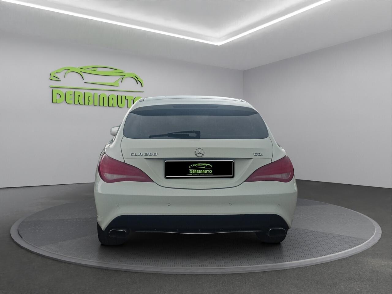 Mercedes-benz CLA 200 d Business