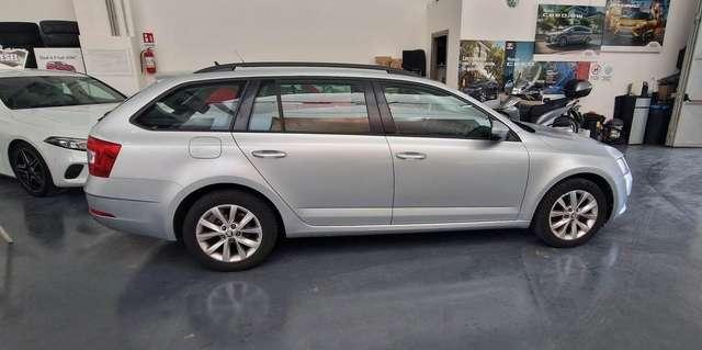 Skoda Octavia Octavia Wagon 1.6 tdi Executive 115cv dsg