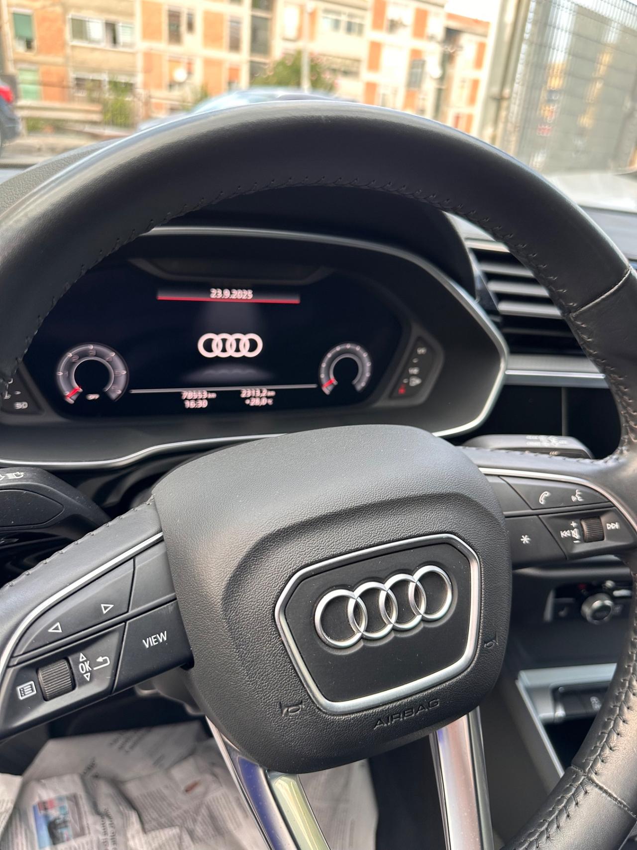 Audi Q3 35 TDI S tronic Business Advanced