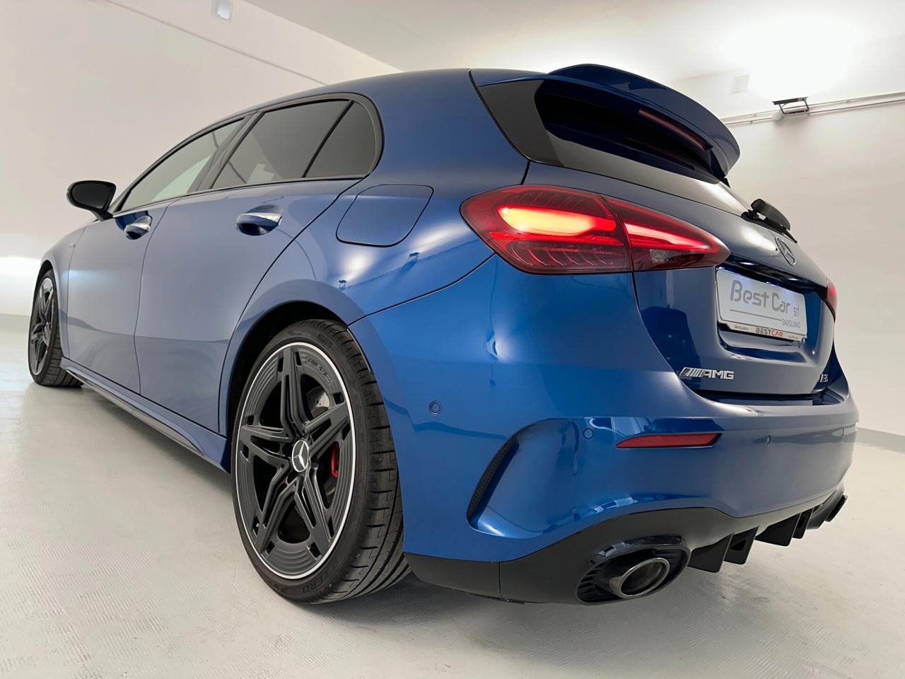 Mercedes-benz A 35 AMG 4 MATIC