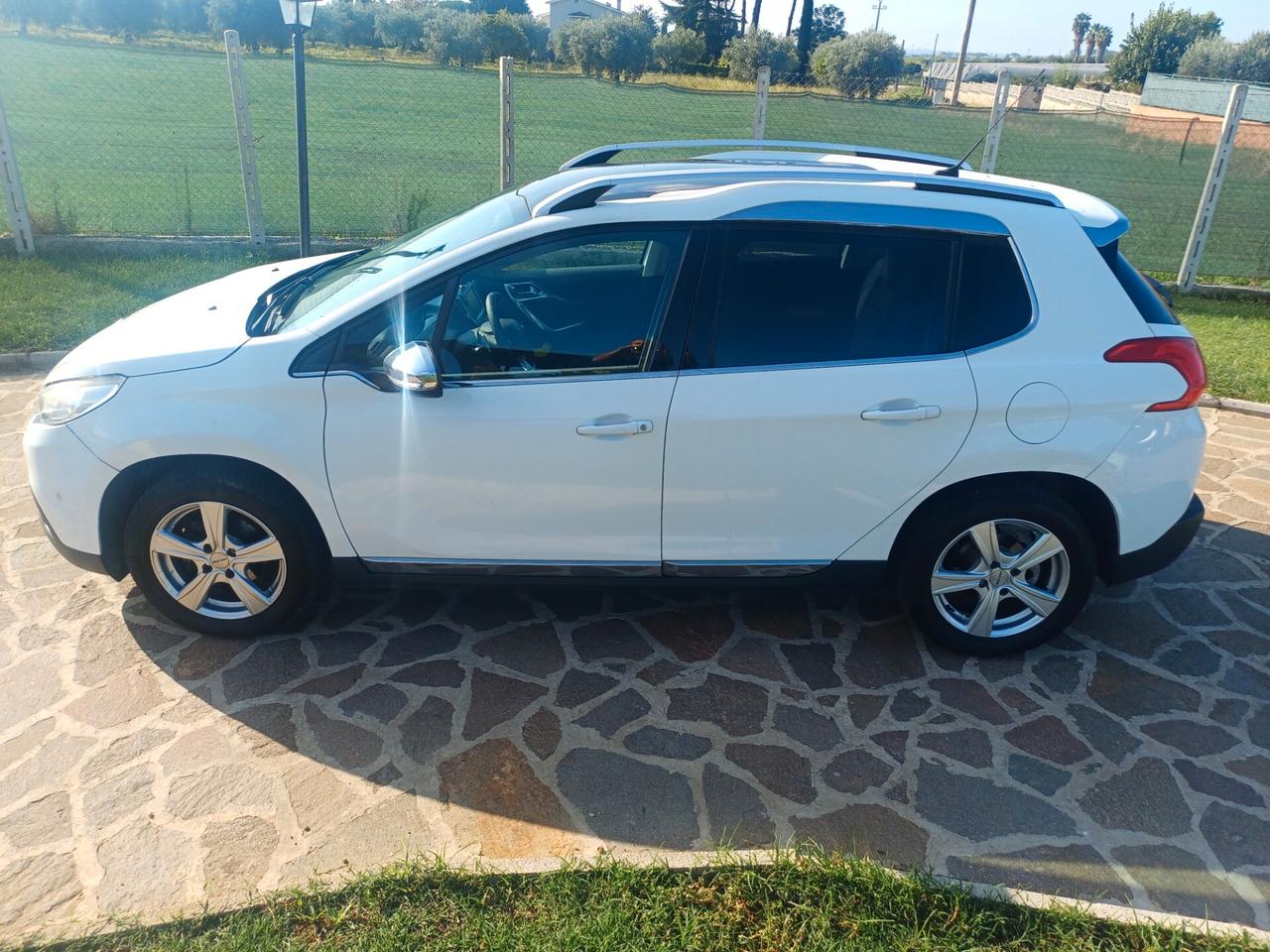Peugeot 2008 PureTech 82 Allure